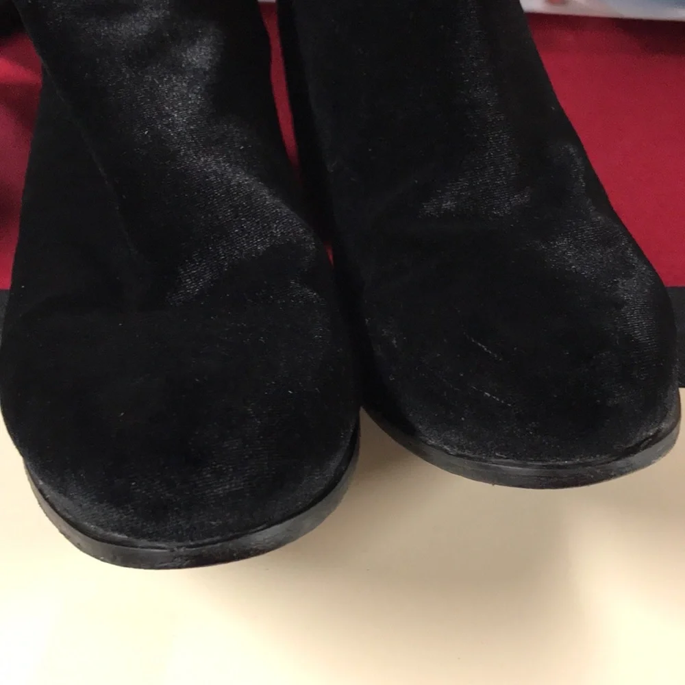 Stuart Weitzman boots
